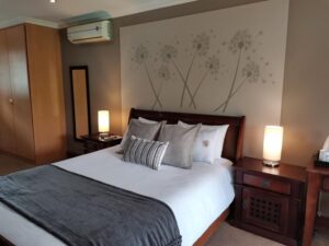 2 Leafed Doors - Silves Executive Suite