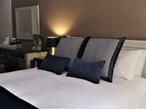 Knoetzie Suite